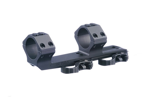 Die ERATAC One-Piece Mount bietet vielseitige Kompatibilität, sichere Montage mit QD-Sicherheitshebeln und bewährte Haltbarkeit für deine Waffen.