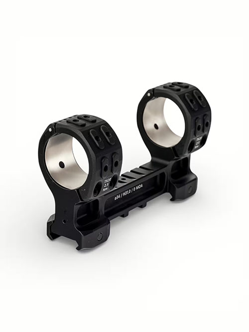 Mit dem ERATAC T7 Mount hast du eine ultraleichte, sichere und benutzerfreundliche Montage, die extreme Rückstöße aushält und keine Kleber benötigt.