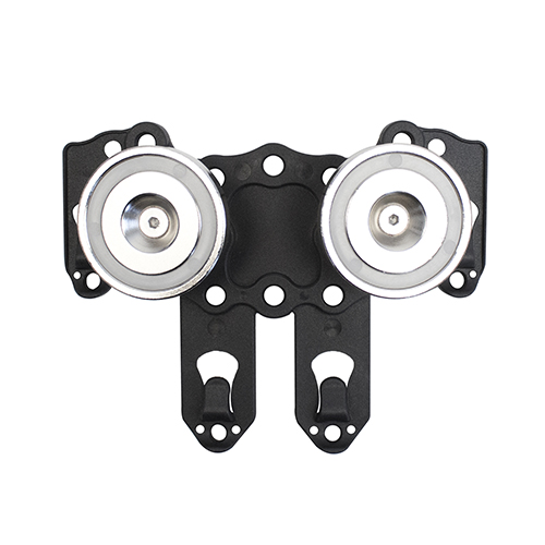 Entdecke den ULFHEDNAR Magazin Halter Magnet für 2 Magazine! 🧲 Mit starken Magneten für schnellen Zugriff und praktischen Gürtelschlaufen im Molle Style.