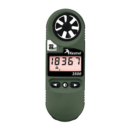 Der Kestrel 0835NV Wettermesser bietet präzise Wetterdaten, ein robustes Design, Nachtsichtbeleuchtung und ist wasserdicht – ideal für Jäger und Outdoor-Fans.
