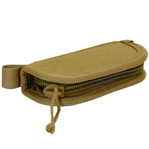 Die Kestrel Schutzhülle schützt dein Wettermessgerät vor Stößen, Kratzern und Schmutz, während es in einer gepolsterten Tasche sicher verstaut ist.