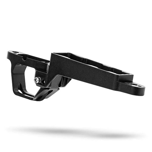 Upgrade deinen Badger M5 mit dem MDT Hunting Bottom Metal für zuverlässigen Halt, minimalen Hängern, verstellbarem Magazinverschluss und korrosionsbeständigem Material.