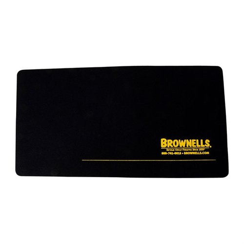 Schütze deine Waffe mit der BROWNELLS Neoprene Gun Mat! 🛠️ Ideal für Reinigung und Reparatur, einfach zu lagern und zu reinigen.