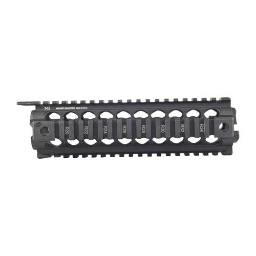 Entdecke den AR-15/M16 MID-LENGTH Drop In Handguard 🔧 von Midwest Industries. Perfekt für Piston-Systeme mit robustem Design und vielseitigen Montagemöglichkeiten.