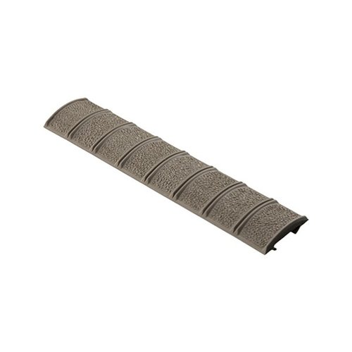 Schütze deine AR-15 mit dem robusten Picatinny Rail Cover von MAGPUL. 🛡️ Perfekte Passform für mehr Kontrolle und Schutz!