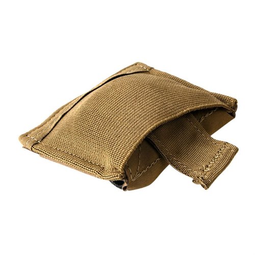 Entdecke die kompakte TEN-SPEED DUMP POUCH von Blue Force Gear! 🏕️ Sie fasst bis zu 10 AR-15 Magazine und ist perfekt für dein Gear.