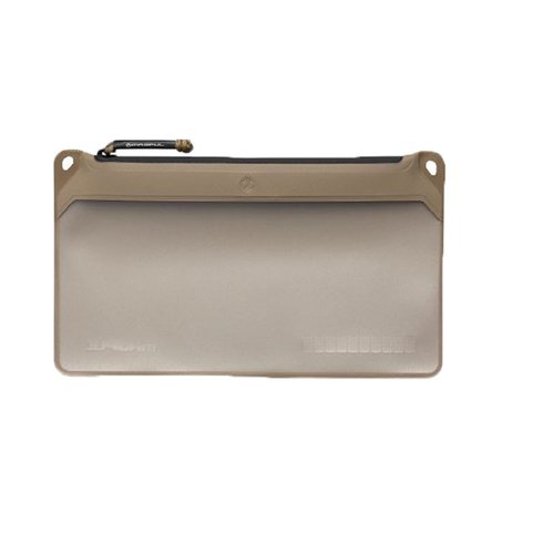 Organisiere deine Ausrüstung mit dem DAKA WINDOW POUCH von Magpul! 🌟 Robustes Design und wasserabweisend für Abenteuer im Freien.