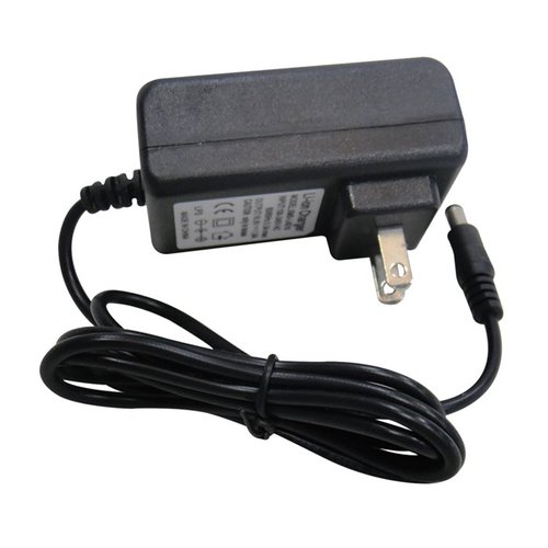 Lade deine LONGSHOT LR-3/MARKSMAN Kamera schnell mit dem 12V DC Charger ⚡ für längere Schießsessions! Immer bereit für Action!