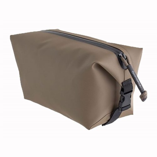 Entdecke die DAKA Takeout Pouch von MAGPUL! 👜 Wetterfest, robust und perfekt für Outdoor-Abenteuer. Jetzt für unter 30 $!
