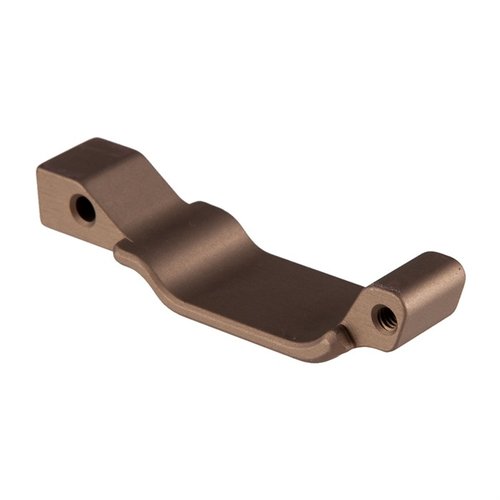 Entdecke den AR-15 Enlarged Triggerguard in FDE! 🔥 Robuste Konstruktion, einfacher Magazinwechsel und bequem für Handschuhe. Jetzt kaufen!