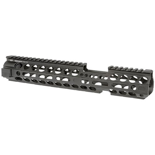 Entdecke die TWO PIECE EXTENDED HANDGUARDS von Midwest Industries! 🛠️ Leicht, robust und perfekt für dein AR-15. Jetzt mehr erfahren!