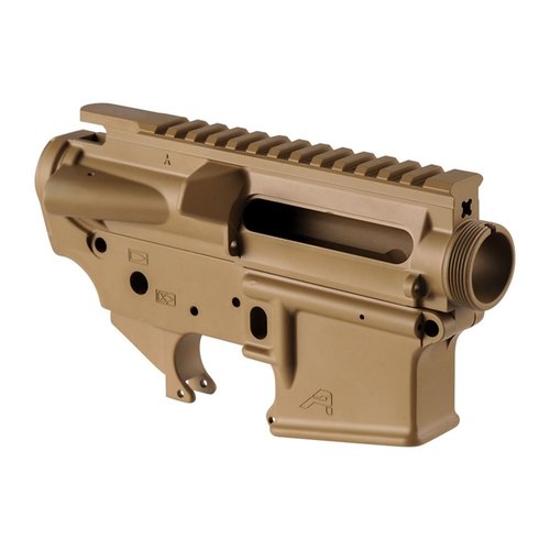 Hol dir das AR-15 Stripped Receiver Set in RAL8000! 🔧 Hochwertiges Aluminium, perfekt für deine AR15-Bauprojekte. Jetzt entdecken!