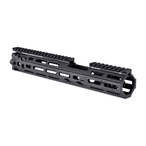 Entdecke die AR-15 RIS III Rails von Daniel Defense! 💪 Leicht, stabil und mit M-LOK-Befestigungen für maximale Vielseitigkeit. Ideal für Profis!