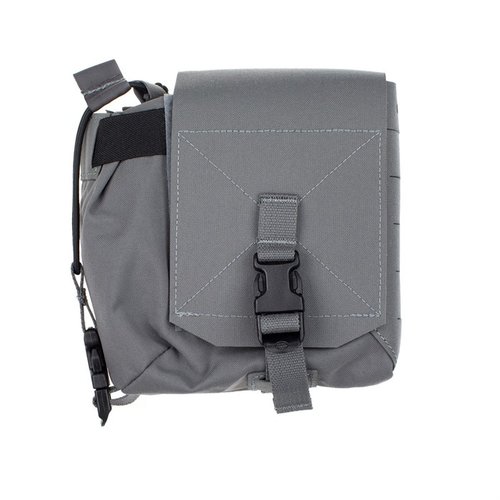 Entdecke den MUTANT POUCH von SPIRITUS SYSTEMS in Wolf Grey! 🐺 Eine vielseitige MOLLE-Tasche für Funkgeräte und Magazine. Ideal für deine Ausrüstung!