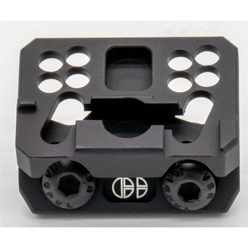 Entdecke die TORRENT LIGHT MOUNT von Cloud Defensive! 🔦 Robuste M-LOK Montage für dein Licht, vielseitig und stark. Ideal für jede Waffe!