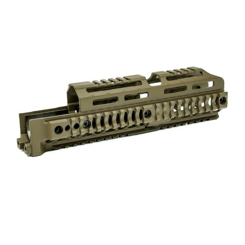 Entdecke den robusten AK ALPHA SERIES Quad Rail Handguard von Midwest Industries! 🔥 Perfekt für deine AKM-Feuerwaffe, jetzt in Flat Dark Earth!