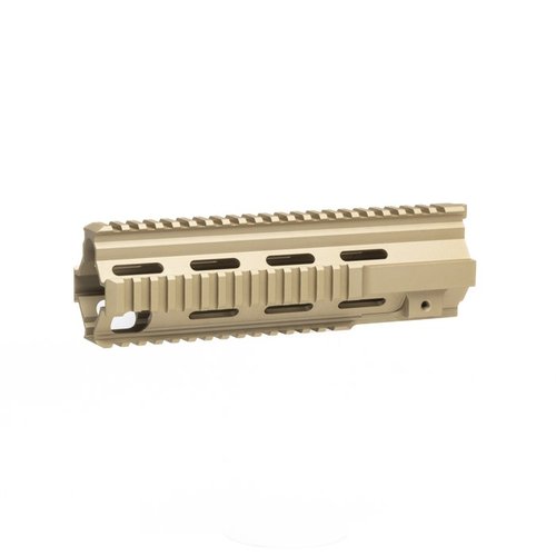 Die BRN-4 M27 Quad Rail Handguards bieten eine optimale Passform, gleichmäßige Klemmkraft und ein einzigartiges Design in Flat Dark Earth für BRN-4 und HK® 416.