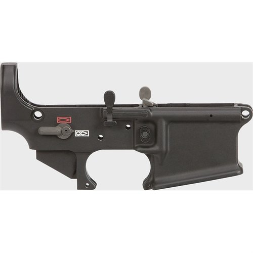 Der MARS-L Stripped Lower Receiver von LMT bietet ergonomische, beidhändige Steuerungen, eine verbesserte Magazinaufnahme und ist für mehrere Kaliber geeignet.