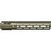 Der MOD 4 Handguard von Aero Precision bietet robuste 6061-T6 Aluminiumkonstruktion, M-LOK™ Schnittstelle und verbesserte Stabilität für präzise Zielerfassung.