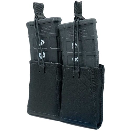 Die GBRS Group Double Rifle Magazine Pouch bietet MOLLE/BELT-Kompatibilität, abnehmbaren Bungee-Retentions und eine glatte Magazinentnahme für AR-15/AK-47.