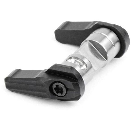 Verbessere deine AR-15/AR-308 mit dem ASCEND AMBI SAFETY SELECTOR: wählbarer 50/90-Grad-Wurf, austauschbare Hebel und robuste 7075 Aluminium-Konstruktion.