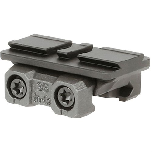 Der MK2 ACRO Aimpoint Mount bietet präzise Verarbeitung, außergewöhnliche Haltbarkeit und eine einfache Montage für optimale Leistung deiner Optik.