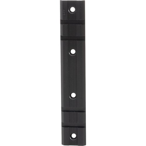 Die Remington Picatinny Scope Rail für 870/11-87 Super Magnum bietet eine stabile Montage für Optiken, ist korrosionsbeständig und ermöglicht eine präzise Ausrichtung.