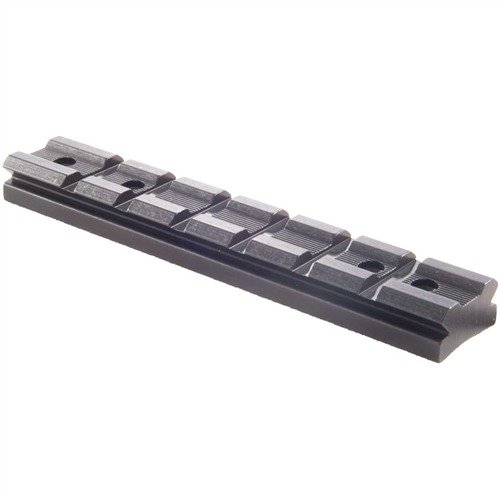 Entdecke die POWER CUSTOM RUGER® 10/22® Receiver Mount! 🛠️ Perfekt für Scopes und Rotpunktvisiere, robust und stylish in Schwarz!