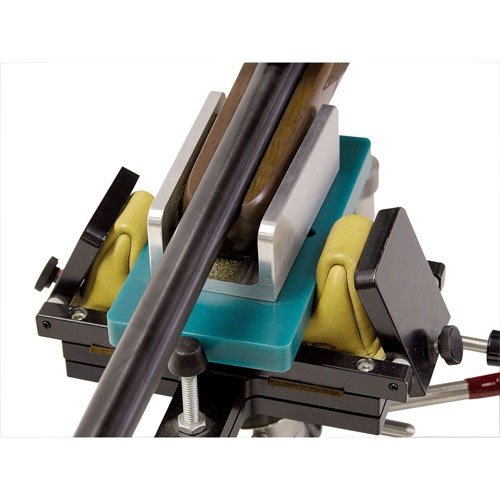 Verwandle deinen Schaft mit dem FOREND BENCHREST ADAPTOR von Sinclair International! 🛠️ Einfach zu montieren und passt perfekt zu deinem Gewehr.