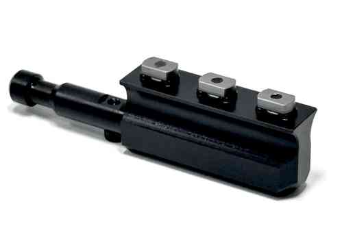 Der M-LOK-Adapter wird direkt in die Öffnungen eines M-LOK Vorderschaftes montiert. Für die Stabilität wird der Adapter dabei mit 3 Schrauben gesichert.Bei den Standard M-LOK Vorderschäften mit Picatinny Rail kann der M-Lok-Montage nur in der 6:00 Position verwendet werden.Bei Verwendung auf M-LOK Vorderschaft mit M-LOK den Öffnungen auf der Oberseite, z.B. Ruger Precision Rifle haben, kann der M-LOK-Adapter in der 12 Uhr Position verwendet werden. Hierzu muss lman die Begrenzungschraube für den Kippwinkel im Dorn versetzen.