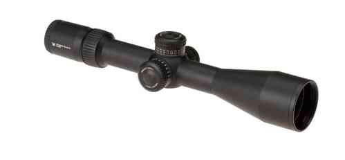 Das Vortex Zielfernrohr Strike Eagle 5-25x56 FFP EBR-7C MOA bietet dir präzise Absehen, hohe Vergrößerung und eine hervorragende Lichtdurchlässigkeit für jedes Schießen.