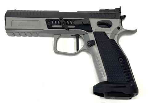 Die Phoenix Pistole Drake Standard Doutone im Kaliber .40 S&W bietet dir eine hervorragende Präzision, Zuverlässigkeit und einen ergonomischen Griff für optimale Handhabung.